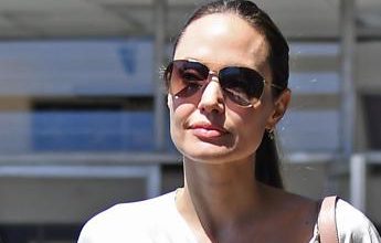 Photo of Angelina Jolie accuses Brad Pitt: “He beat me and insulted me”